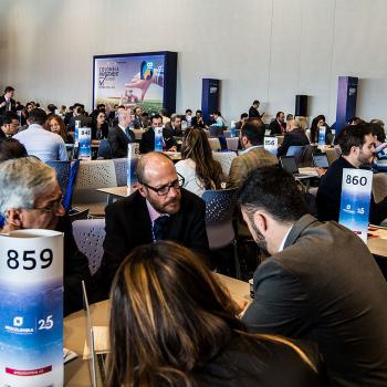 500 foreign investors seek new business in Colombia